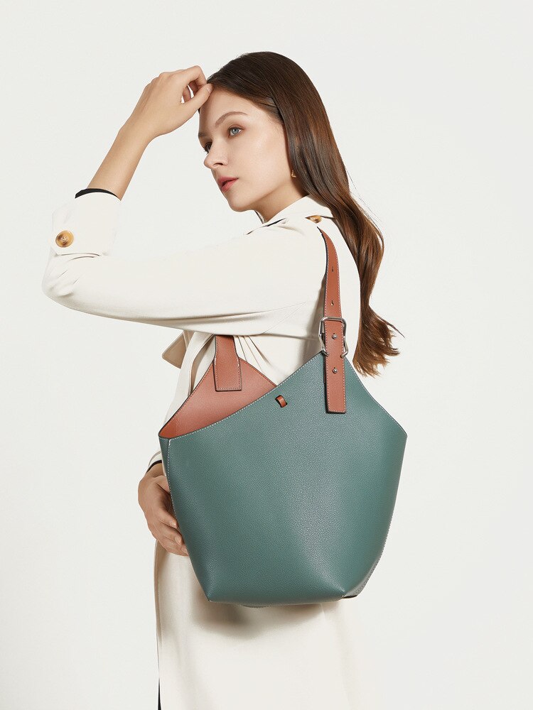 CapaciChic Shoulder Bag