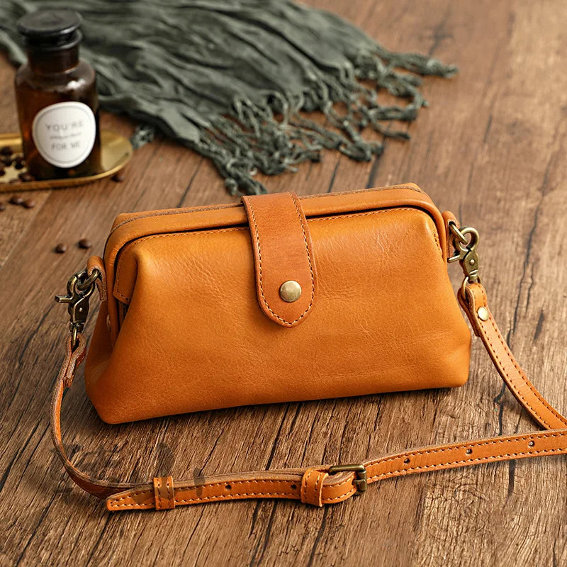 Alma Compact Doctor Bag in Italian Leather