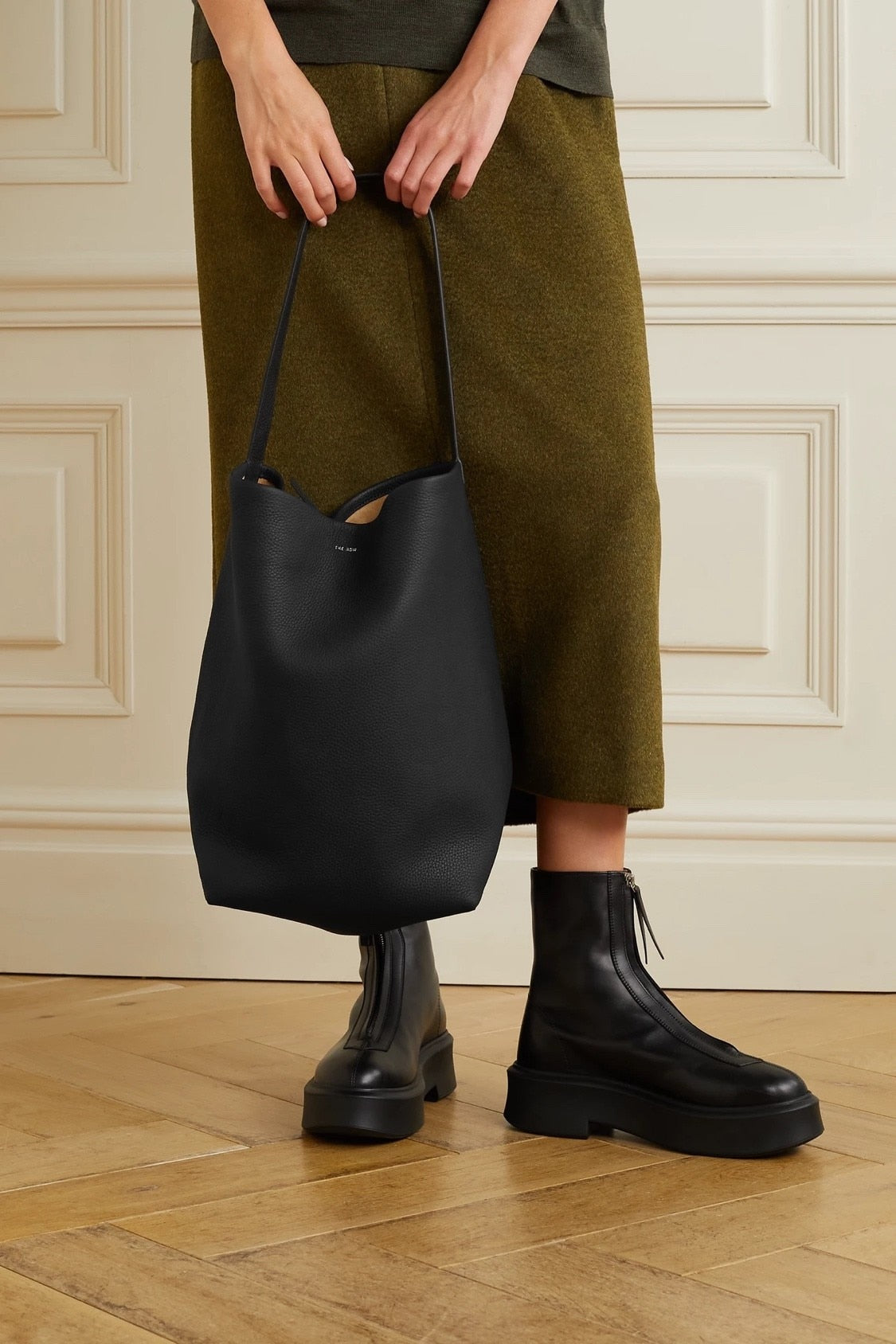 RowRuche Cowhide Leather Tote Bag